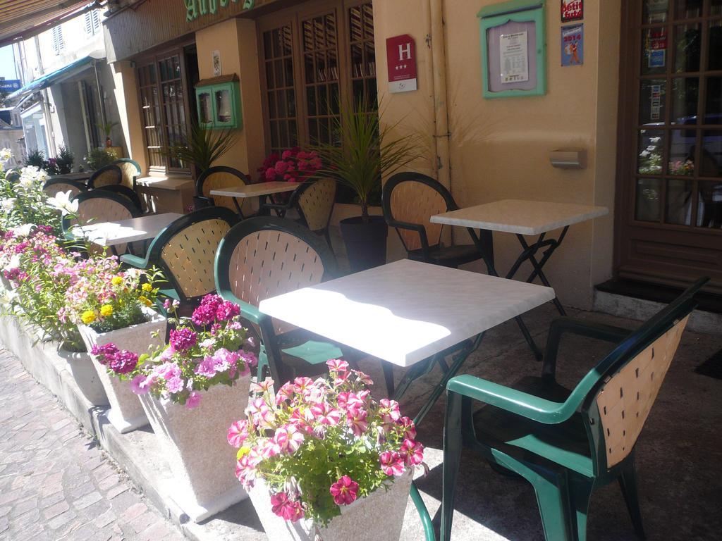 Auberge Bourbonnaise Lurcy-Lévis Dış mekan fotoğraf